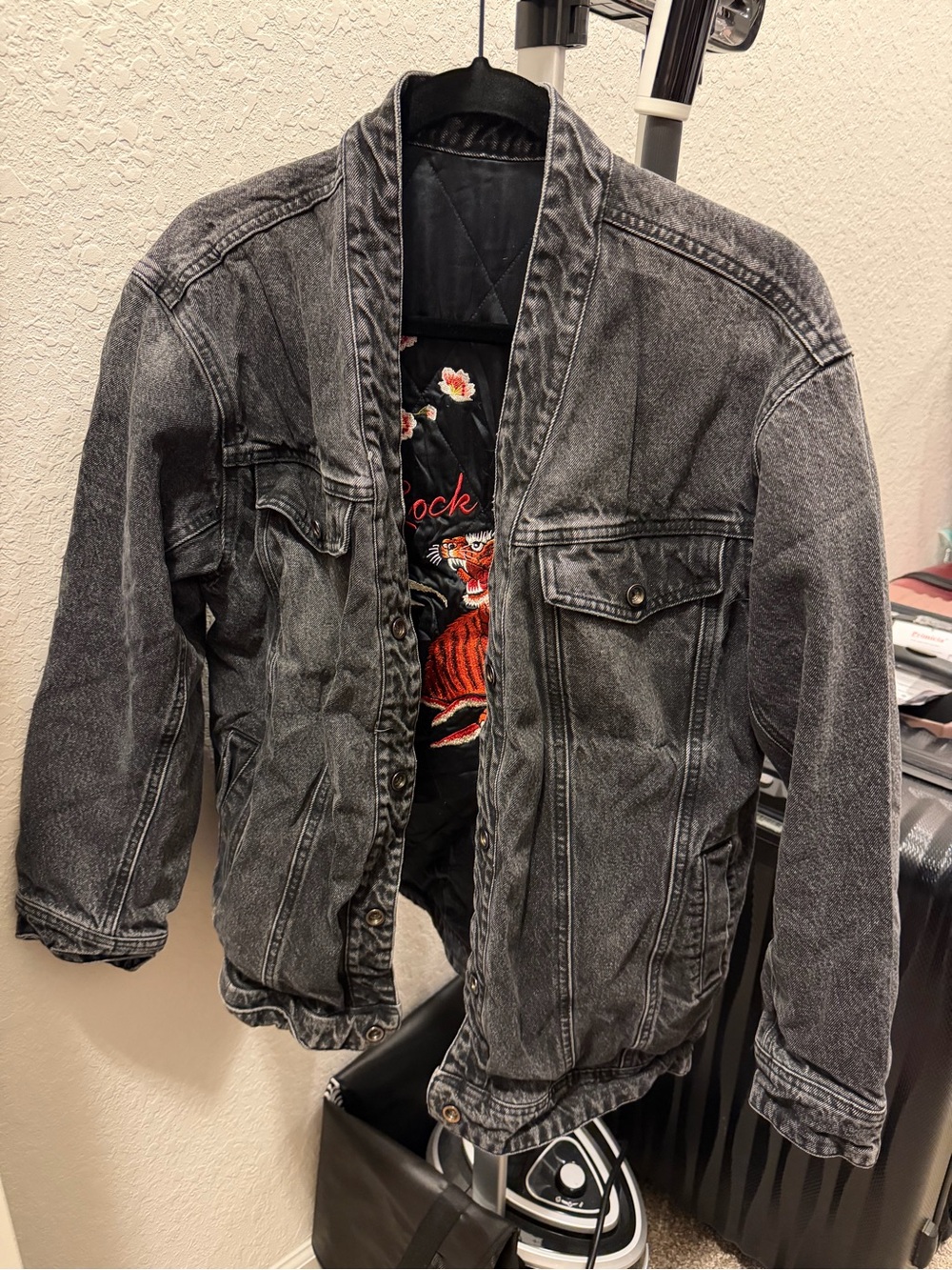 Women MO&Co Reversible Denim Satin Bomber Jacket Tiger Embroidered Rock Gang